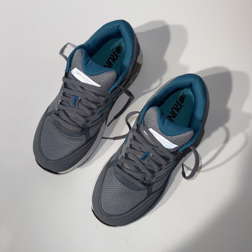 New Balance 1340v3 Running Shoes Women's Size 9.5 Gray Blue Stability W1340GB3